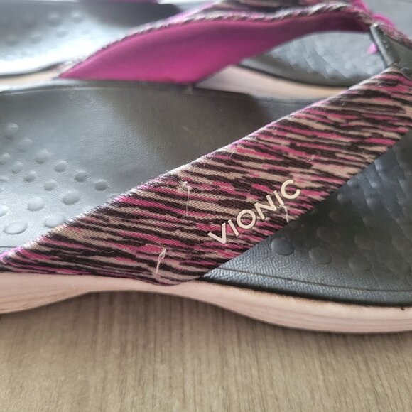 Vionic Womens Thong Sandals Size 8 Black & Pink With Textured Footbed - Picture 3 of 6